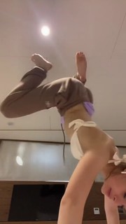 Brighton Sharbino feet photo 5