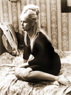 Brigitte Bardot feet photo thumbnail