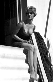 Brigitte Bardot feet photo thumbnail