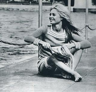 Brigitte Bardot feet photo thumbnail