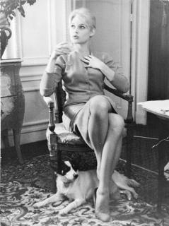Brigitte Bardot feet photo thumbnail