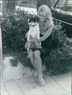 Brigitte Bardot feet photo thumbnail