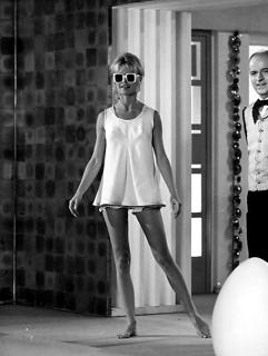 Brigitte Bardot feet photo thumbnail