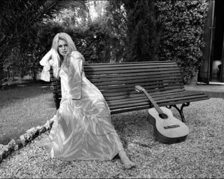 Brigitte Bardot feet photo thumbnail