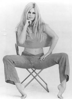 Brigitte Bardot feet photo thumbnail