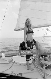 Brigitte Bardot feet photo thumbnail