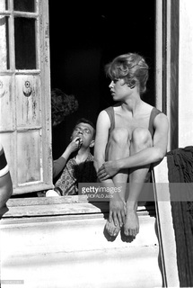 Brigitte Bardot feet photo thumbnail