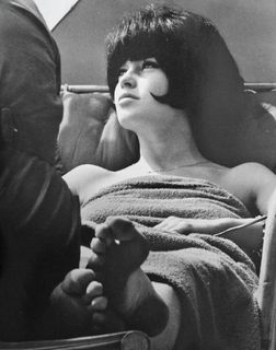 Brigitte Bardot feet photo 17