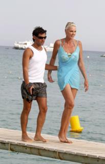 Brigitte Nielsen feet photo thumbnail
