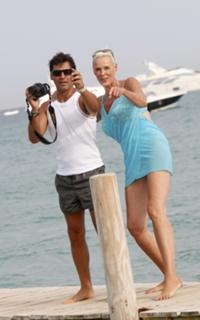 Brigitte Nielsen feet photo thumbnail
