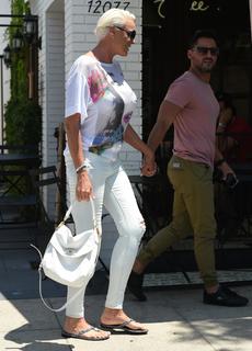 Brigitte Nielsen feet photo thumbnail