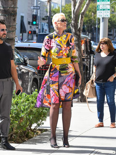Brigitte Nielsen feet photo thumbnail