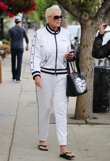 Brigitte Nielsen feet photo thumbnail
