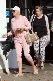 Brigitte Nielsen feet photo thumbnail