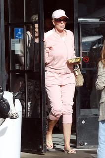 Brigitte Nielsen feet photo thumbnail