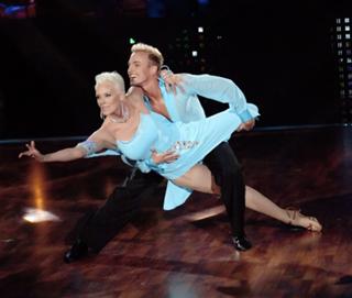 Brigitte Nielsen feet photo thumbnail