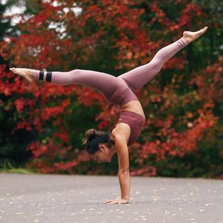 Briohny Smyth feet photo 19