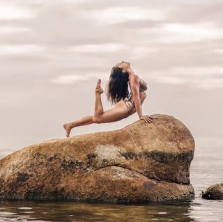 Briohny Smyth feet photo 20