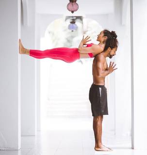 Briohny Smyth feet photo 7