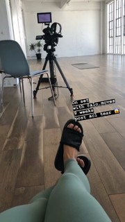 Briohny Smyth feet photo 2