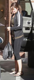 Bristol Palin feet photo thumbnail