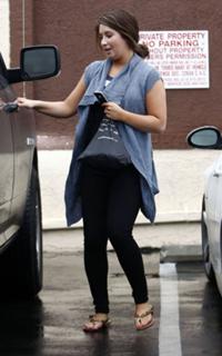 Bristol Palin feet photo thumbnail