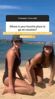 Bristol Palin feet photo thumbnail