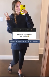 Bristol Palin feet photo thumbnail