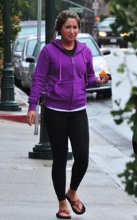 Bristol Palin feet photo thumbnail