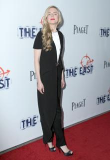 Brit Marling feet photo thumbnail