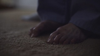 Brit Marling feet photo thumbnail