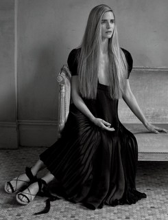 Brit Marling feet photo thumbnail