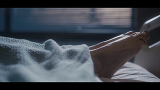 Brit Marling feet photo thumbnail