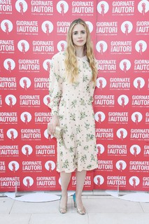 Brit Marling feet photo thumbnail