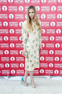 Brit Marling feet photo thumbnail