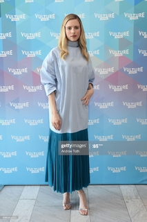 Brit Marling feet photo thumbnail