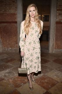Brit Marling feet photo thumbnail