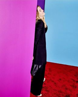 Brit Marling feet photo thumbnail