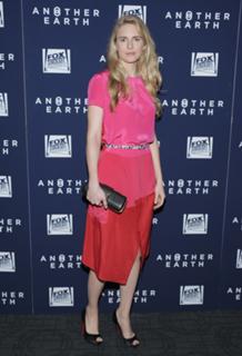 Brit Marling feet photo thumbnail