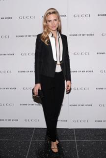 Brit Marling feet photo thumbnail