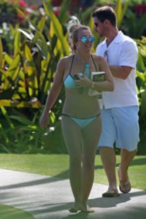 Britney Spears feet photo thumbnail