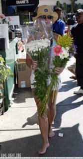 Britney Spears feet photo thumbnail