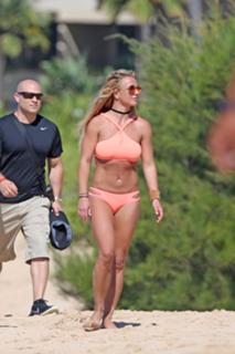 Britney Spears feet photo thumbnail