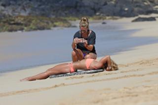 Britney Spears feet photo thumbnail
