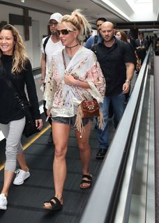 Britney Spears feet photo thumbnail