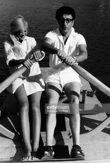 Britt Ekland feet photo thumbnail