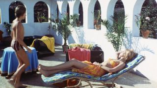 Britt Ekland feet photo thumbnail
