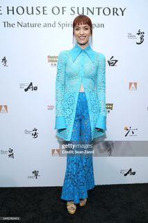 Britt Lower feet photo thumbnail