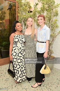 Britt Lower feet photo thumbnail