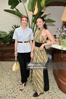 Britt Lower feet photo thumbnail